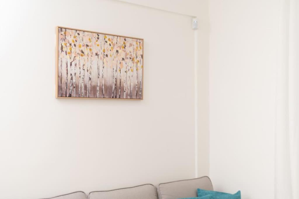 Zografou House Living By 8essentially Apartment