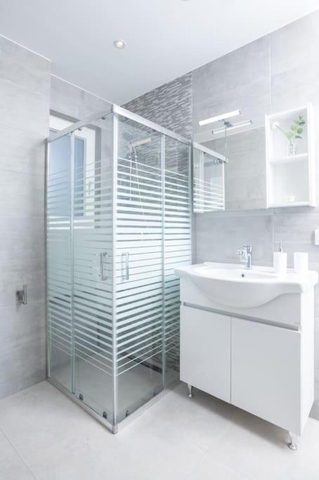 Zografou House Living By 8essentially Daire *